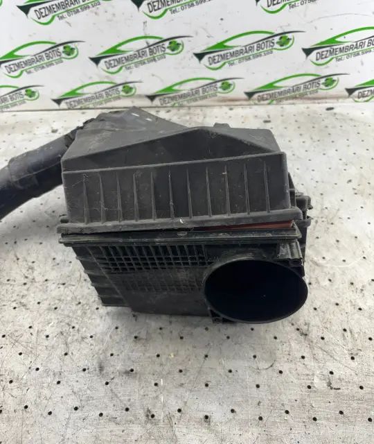 Carcasa filtru aer Renault Laguna 2002 1.9 DCi MT (120 hp)