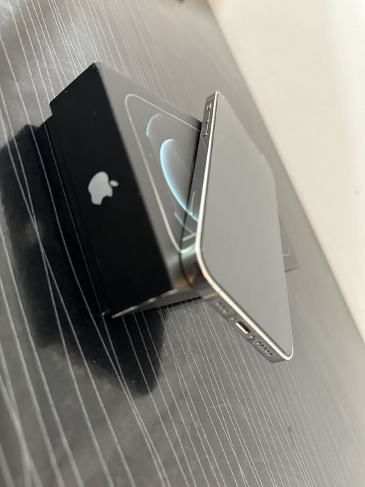 Iphone 12 pro stare foarte buna pret fix