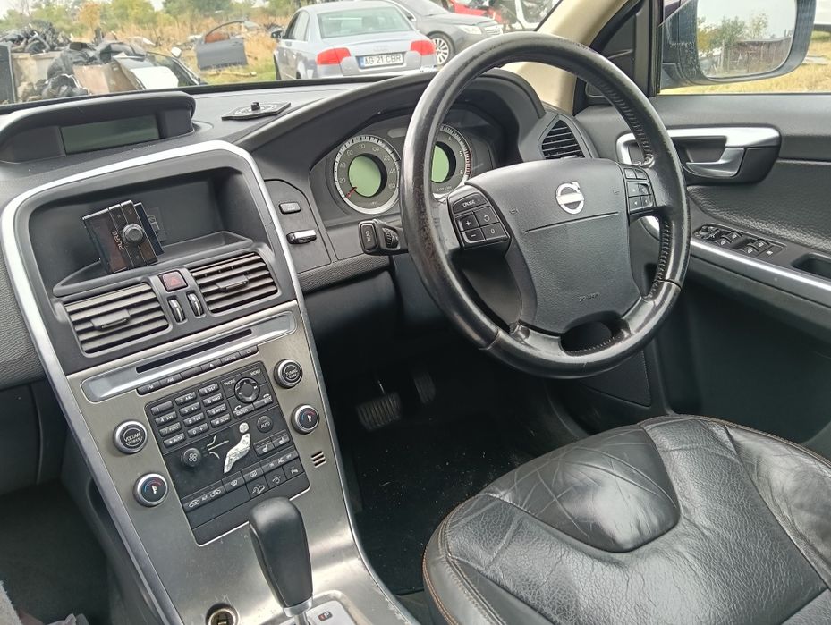 Dezmembrez Volvo XC60 2008 2009 2010 2011 motor 2.4 Euro 4 automat 4×4