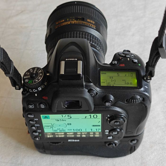 Nikon D7100 тушка