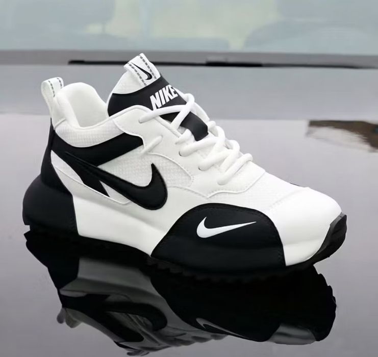 Чисто нови Nike обувки