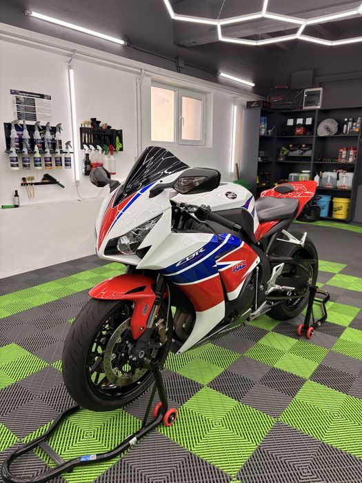 Honda cbr 1000rr SC59