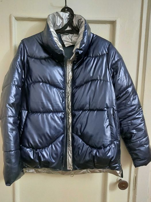 Куртка теплая, хорошая