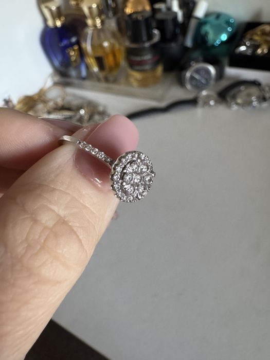 Inel Teilor diamante, marime 50, ca nou.