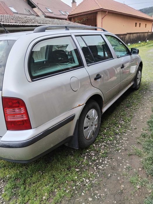 Skoda octavia 1 benzina 1.6