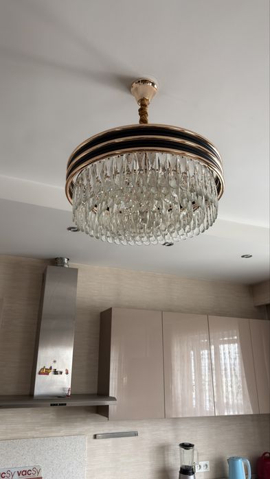 Люстры хрустальные