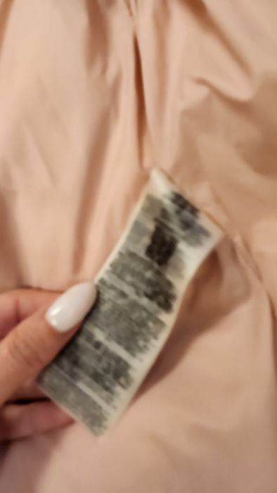 Грейка Guess и яке AVIN