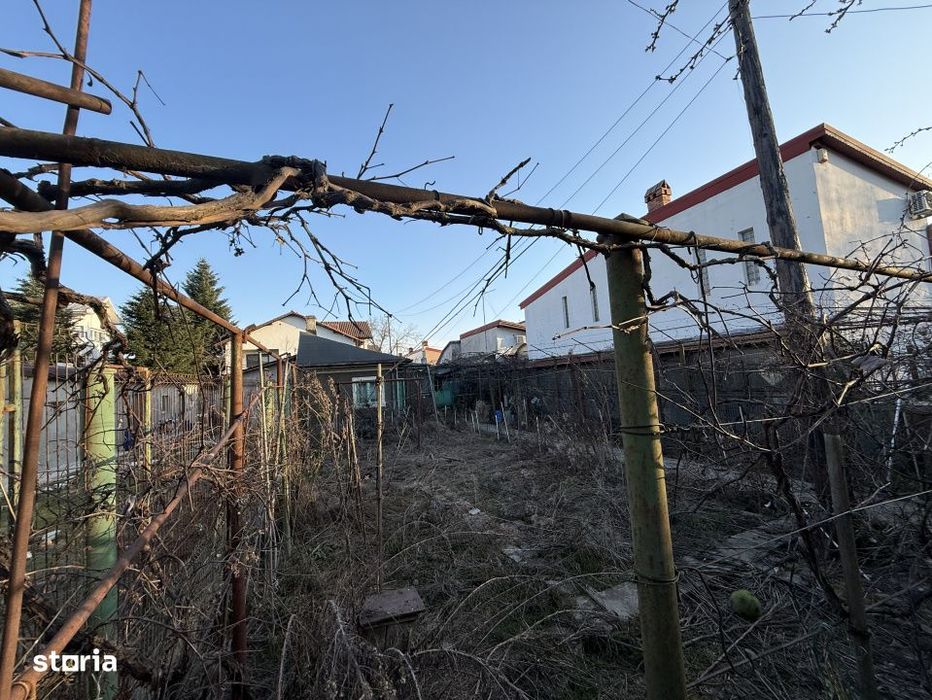 Casa demolabila/renovabila langa Lacul Grivita