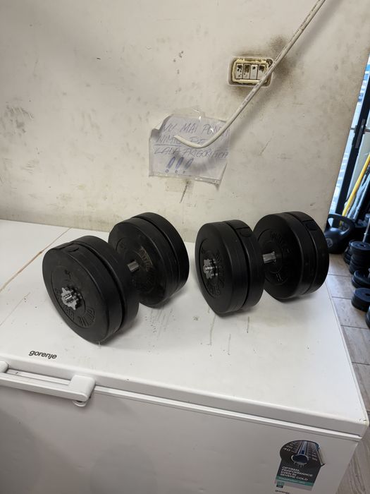 Gantere reglabile set 44  kg, 22 kg+22 kg=44 kg.Noi Germany
