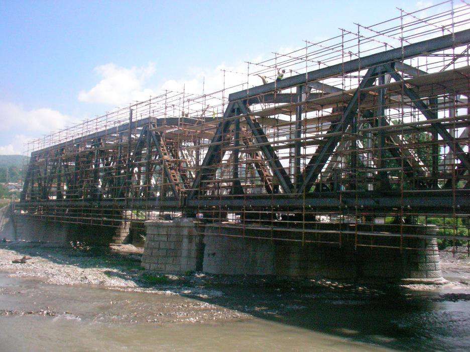 Schele de inchiriat,pentru lucrari industrie,c-tii 2 EURO/mp