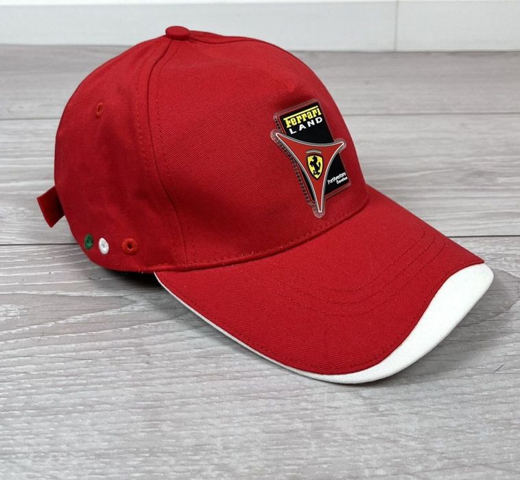 Шапка с козирка,  The North Face, Redbull,Ed Hardy,Ferrari