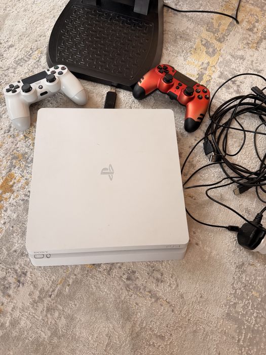 PlayStation 4 thrustmaster t80