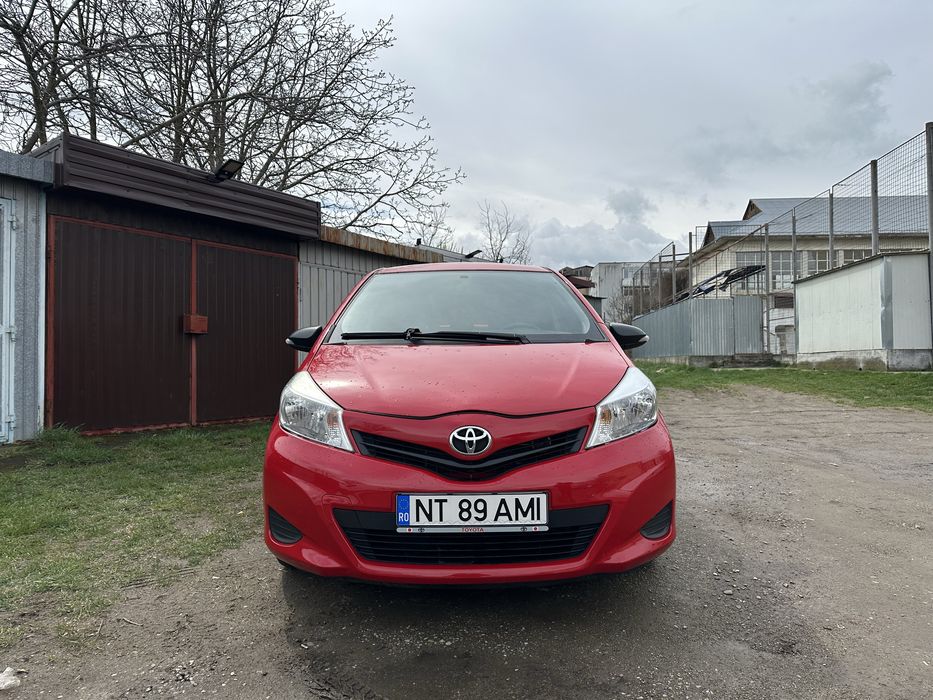 Toyota Yaris  2012 / 1.3 benzinǎ