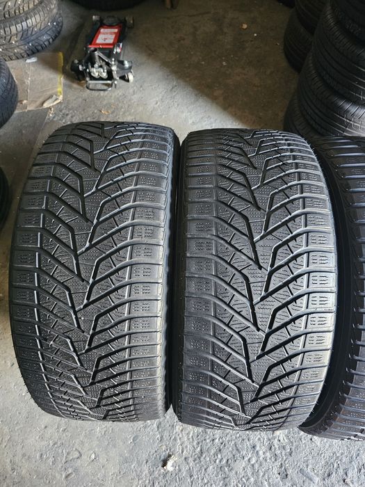 2 anvelope iarna 2x315 35 21 Yokohama