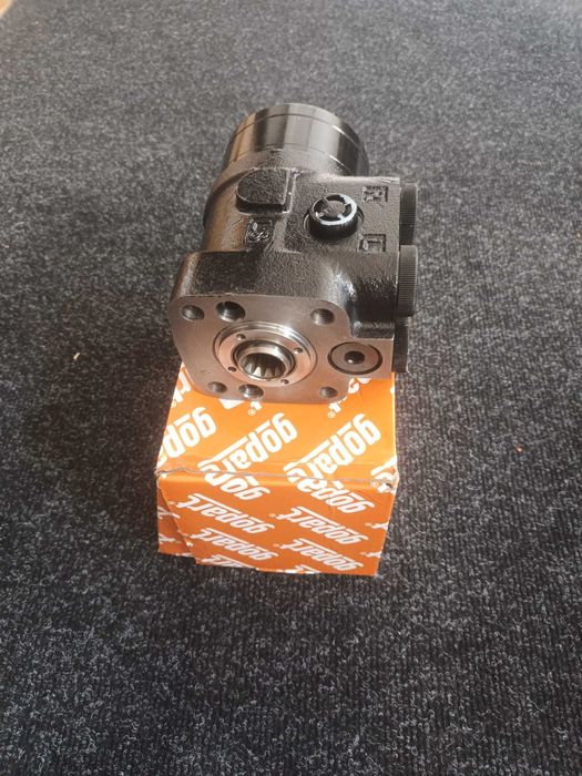 Pompa directie Massey Ferguson Landini