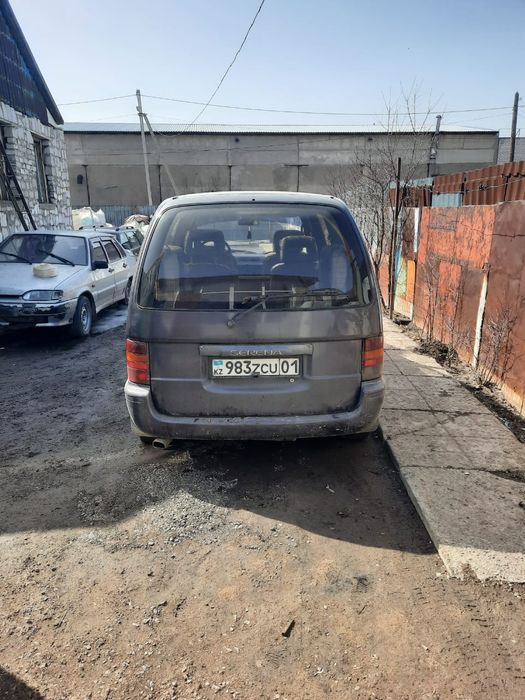 Продам нисан сирена либо обмен