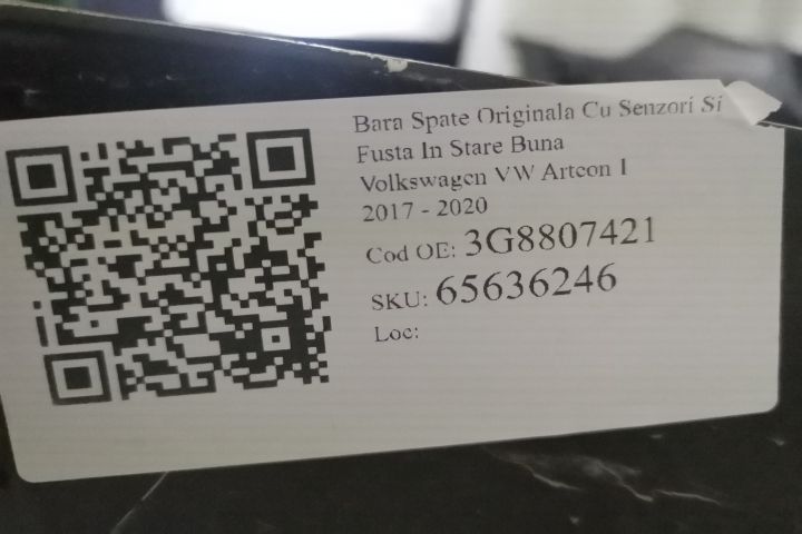 Задна броня Оригинална Със Сензори И Престилка В Добро Състояние Фолкс