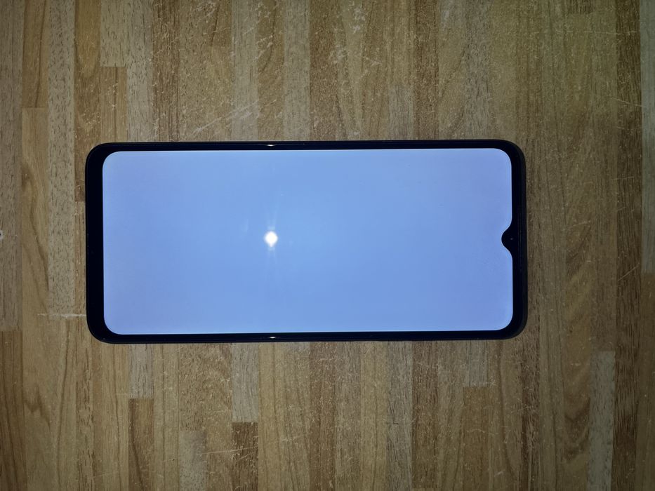 TECNO SPARK 10 128GB в хорошем состояни