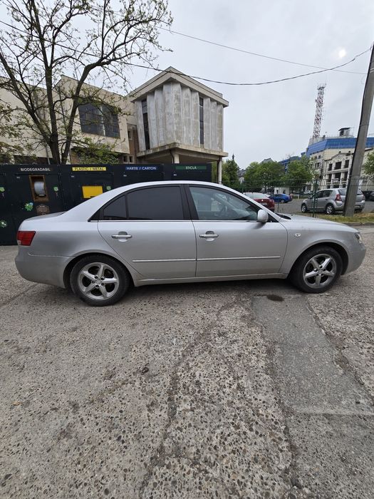 Hyundai Sonata 2.0