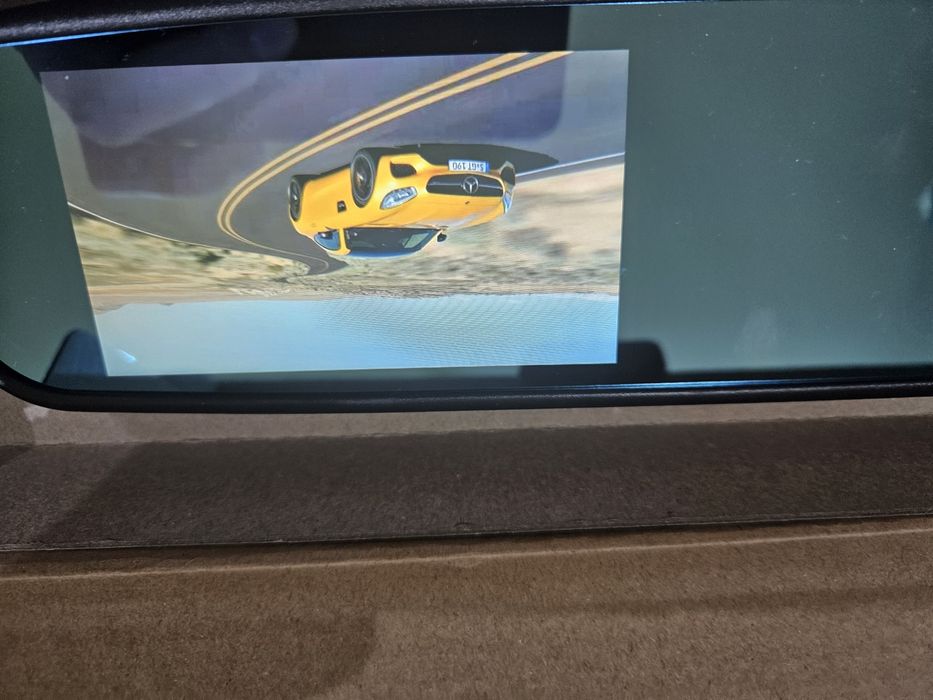 Видео регистратор с камера за задно виждане