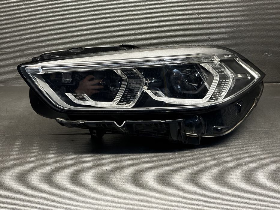 Far stanga Bmw seria 1 F40 Full led adaptive