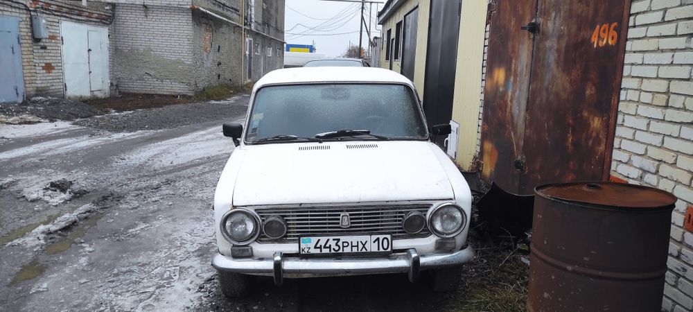Продам ваз 21011