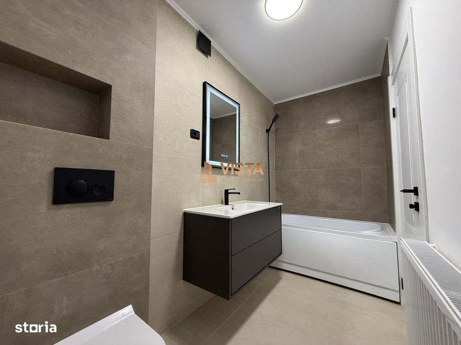 Apartament la casa cu curte si garaj la 5 minute de Centru Brasov