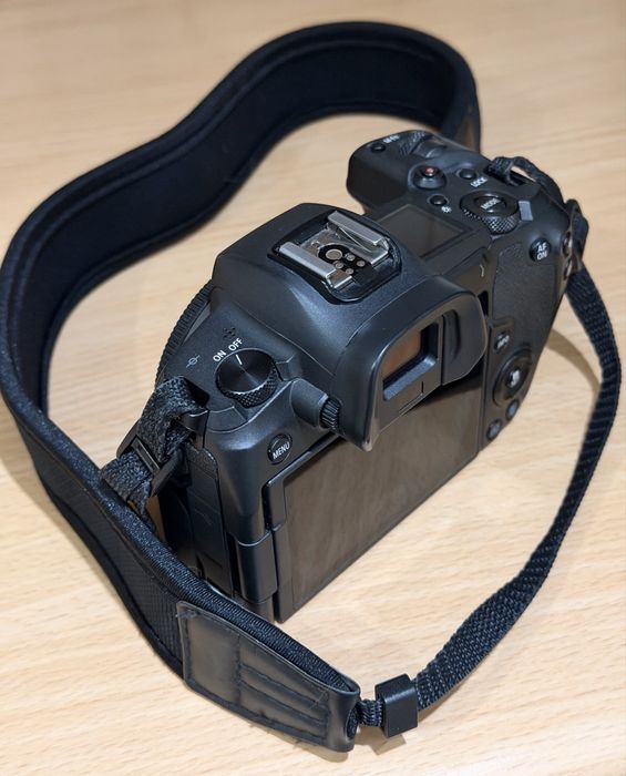 Canon EOS R - camera foto