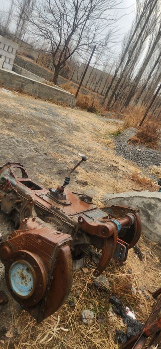 Т40 заднимос каробка сотилади