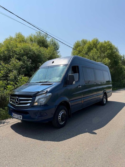 Microbuz Mercedes Sprinter