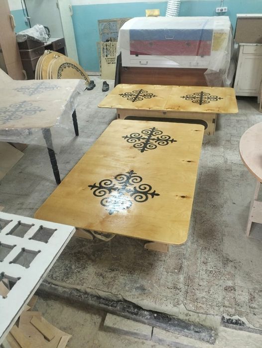 Продаётся чайный стол