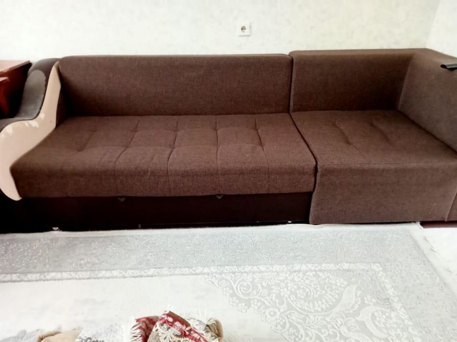 Продается б/у диван