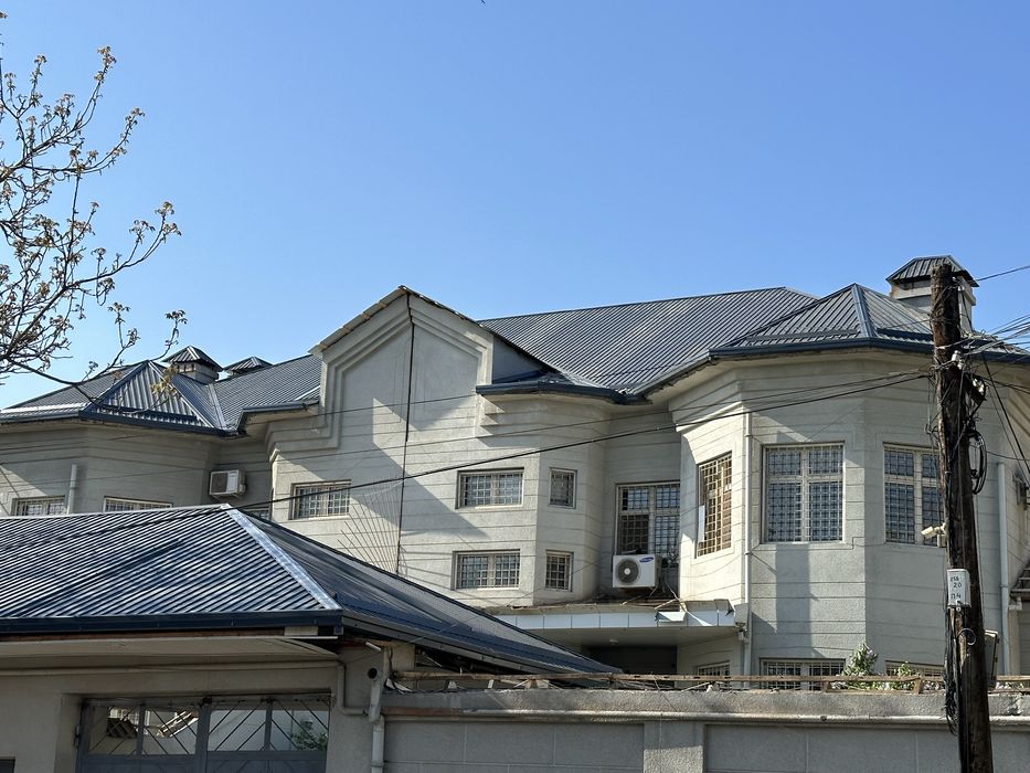 Кровля крыш покрытия профлистом