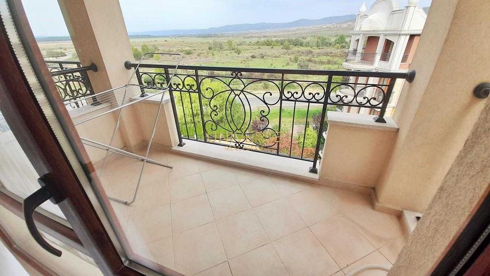 Продава се Двустаен апартамент в к.к. Слънчев бряг - 60 кв.м за 1442 €/кв.м - Снимка #9