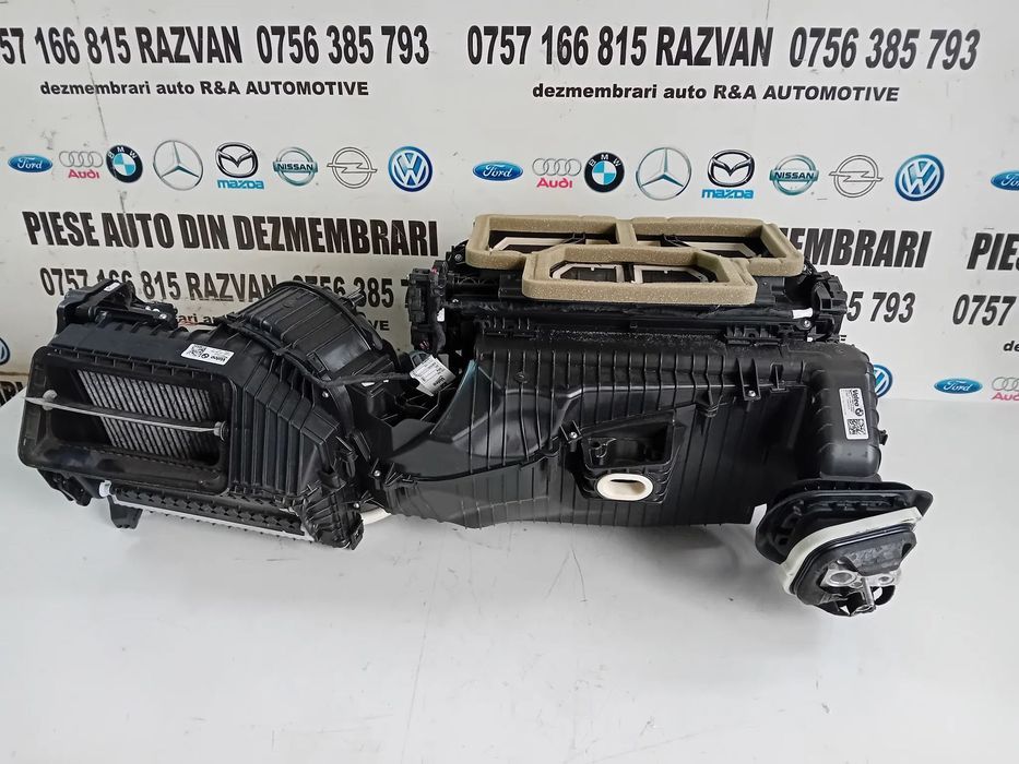 Carcasa Tulumba Aeroterma Bord Bmw Seria 4 G22 G23 G26 Volan Stanga Cod 6843808