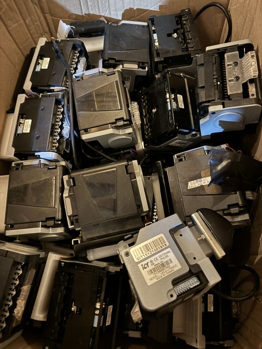 Bill acceptor ICT L83