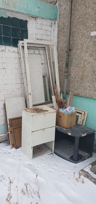 Заберите кому нужно на дачу