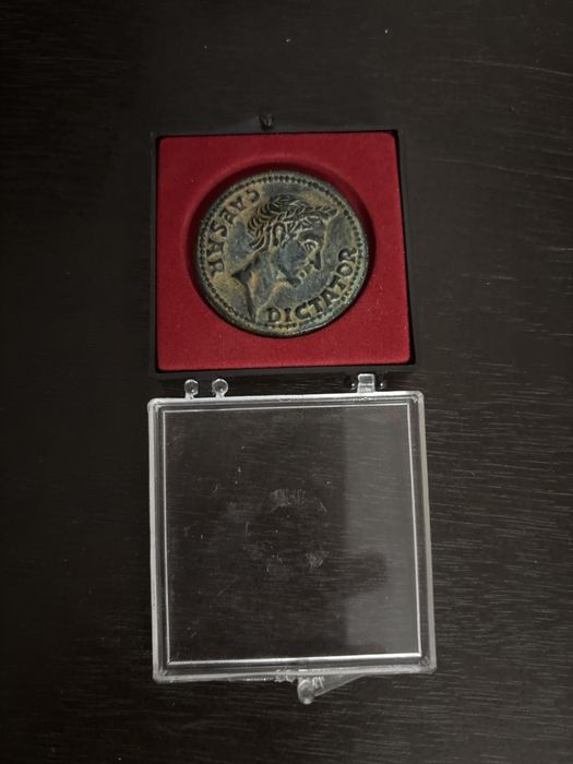 Римска монета – реплика на древен денарий (декоративна)