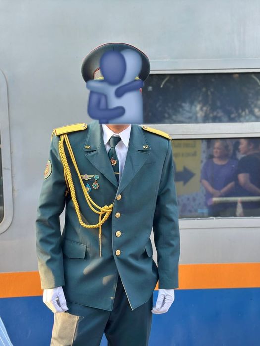 Офисцерский форма