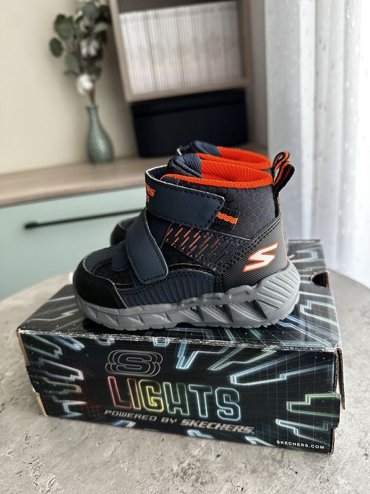 Ghete Skechers 22