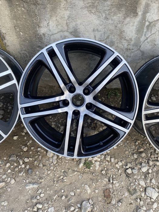 Продавам 19-цолови джанти 5x112.