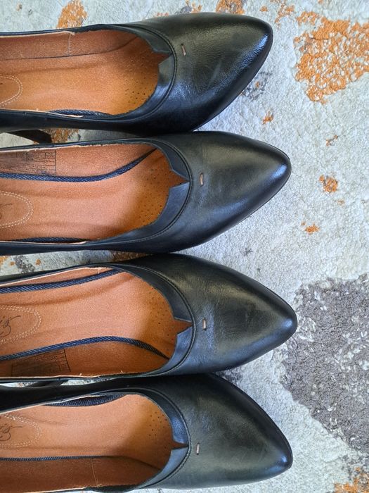 Levi's, BCBG Max Azria, Wrangler, Vagabond  и NLY сандали и боти 38 н