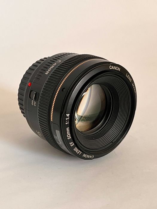 Canon  50 tali 1,4 obektiv arzon narxda