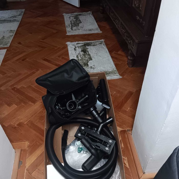 Aspirator  profesional cu functii multiple