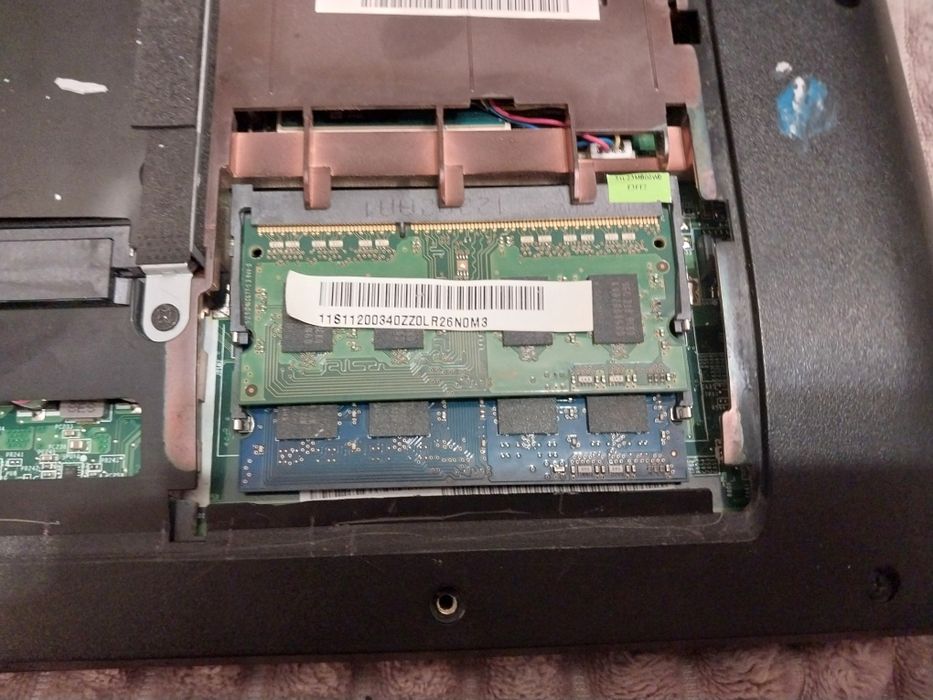 Ноутбук Lenovo ipod z580