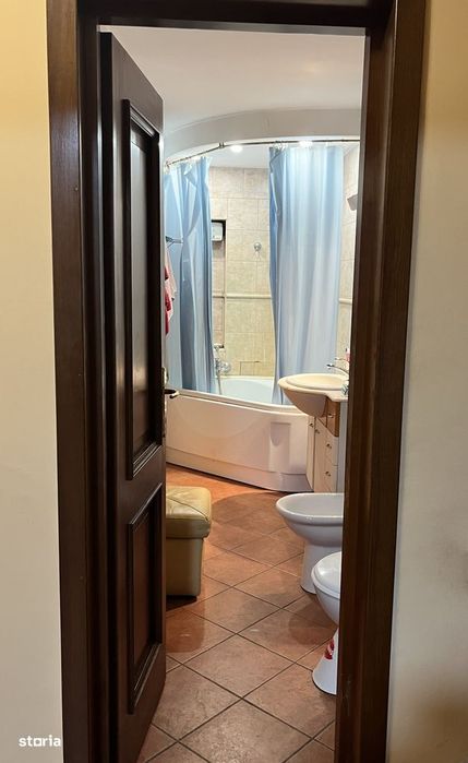 Apartament unic în zonă
