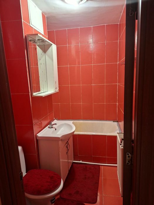 Închiriez apartament 2 camere mobilat  -Bals  preț 850 lei