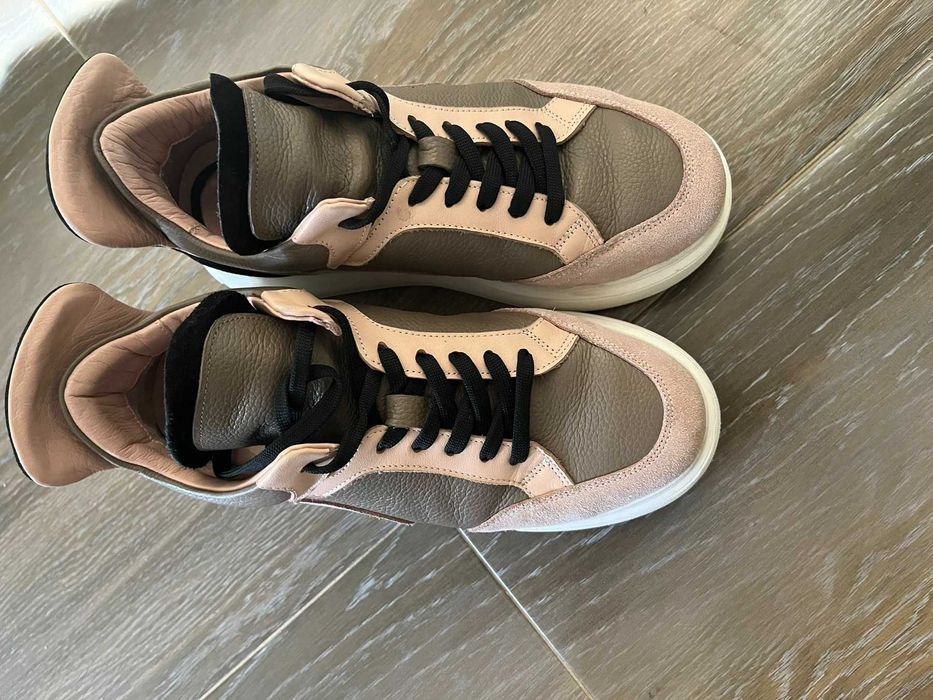 Дамски кецове на платформа от марката Bianki отлично състояние Бианки