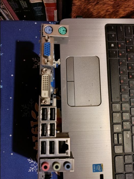 Дъно Asrock H61M-DGS DDR3