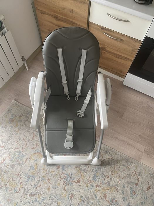 Стульчик для кормления !